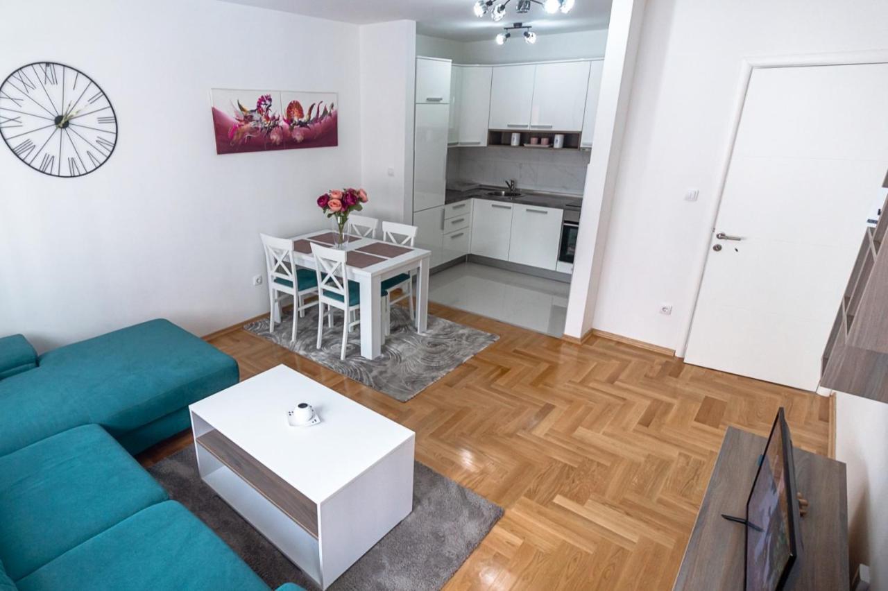 Apartamento Iskra Banja Luka Exterior foto